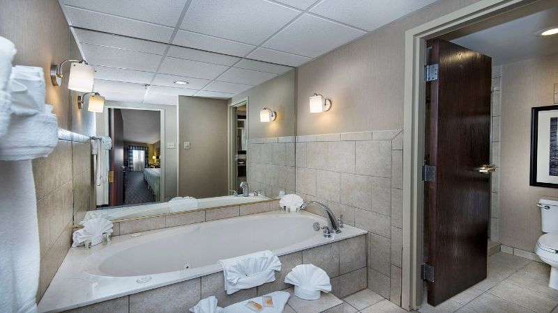 Holiday Inn Springdale/fayetteville Area By IHG