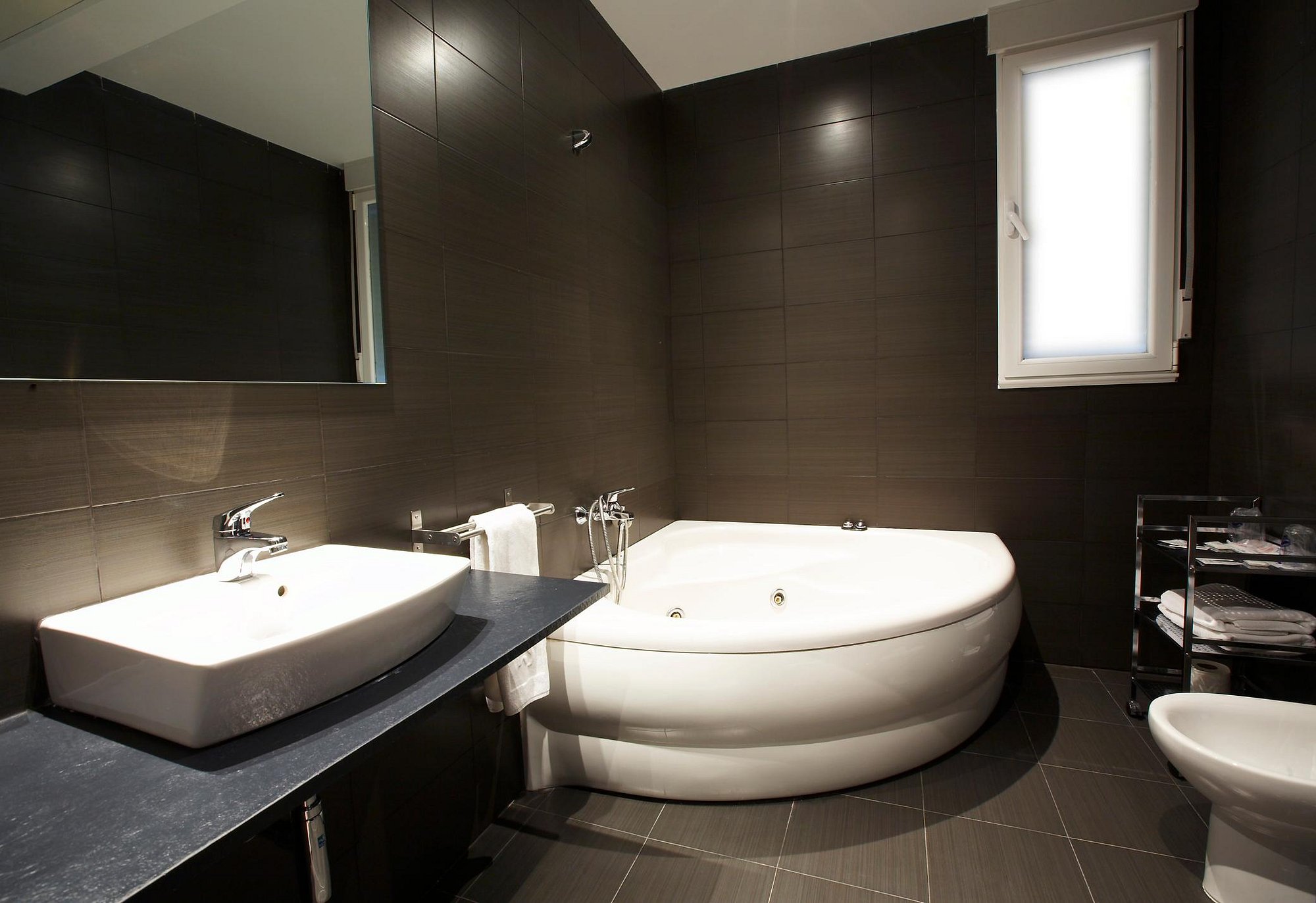 Hotel Rey Don Sancho, habitación con jacuzzi privado