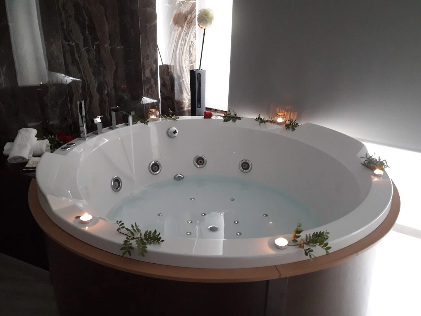 Hotel Salobreña, habitación con jacuzzi privado