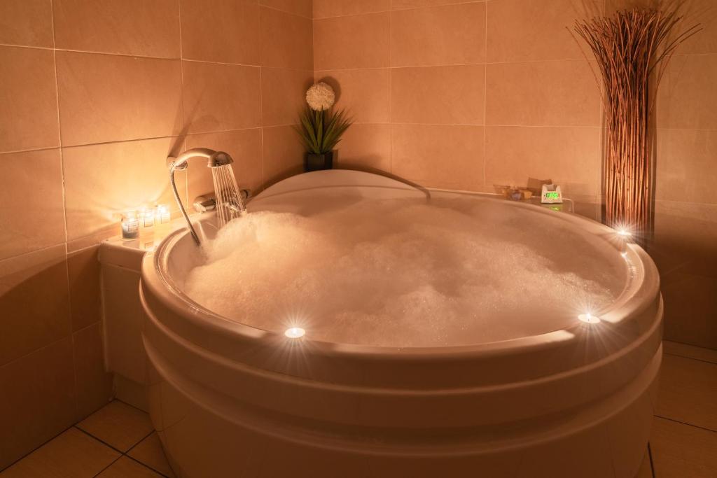 Hotel Tierra, habitación con jacuzzi privado