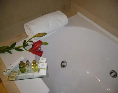 Hotel Torre de Sila, habitación con jacuzzi privado