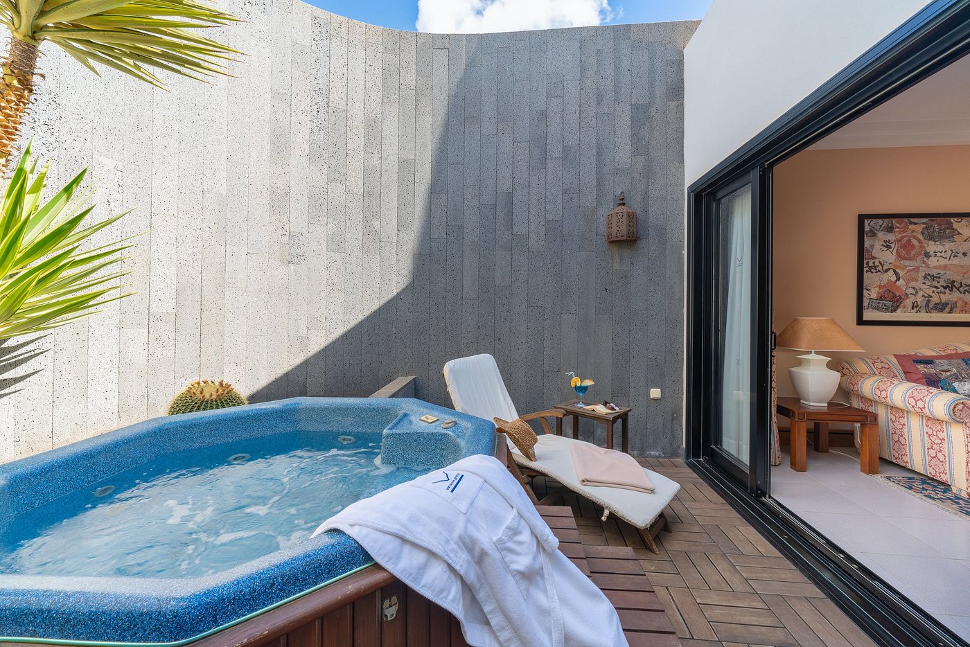 Hotel Villa Vik, habitación con jacuzzi privado
