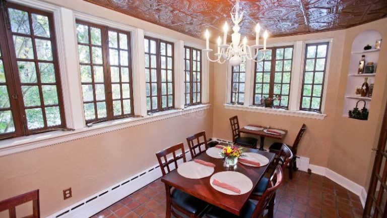 Inn on Putney Road Bed and Breakfast