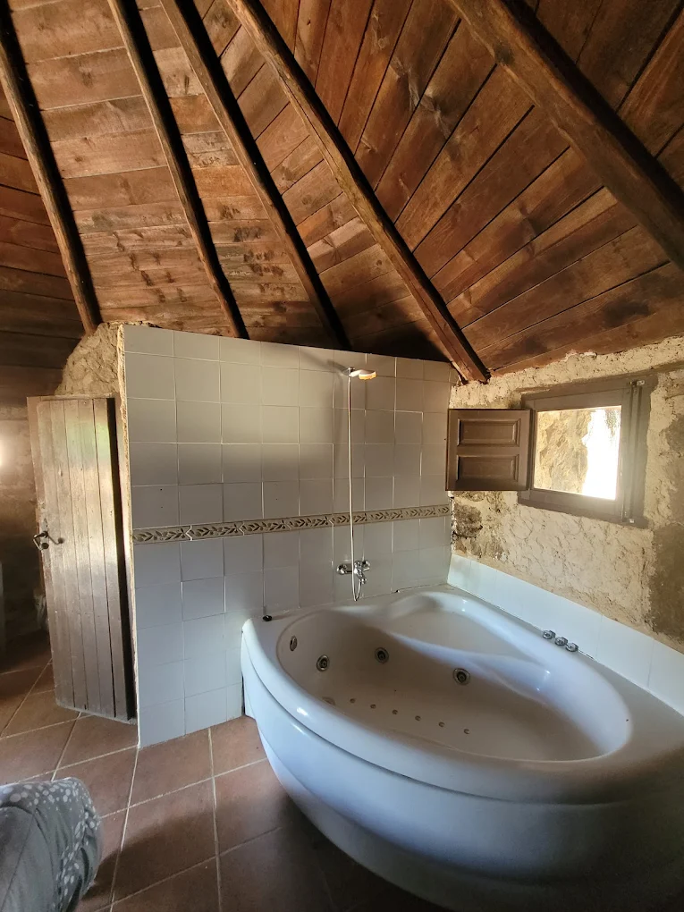 La Aldea de Yuste, habitación con jacuzzi privado