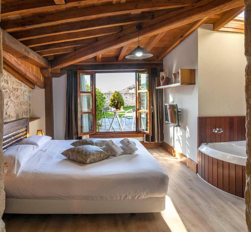 La Casa de Don Pablo, habitación con jacuzzi privado