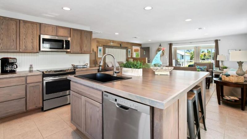 Latitude 26 Waterfront Boutique Resort, photo 5