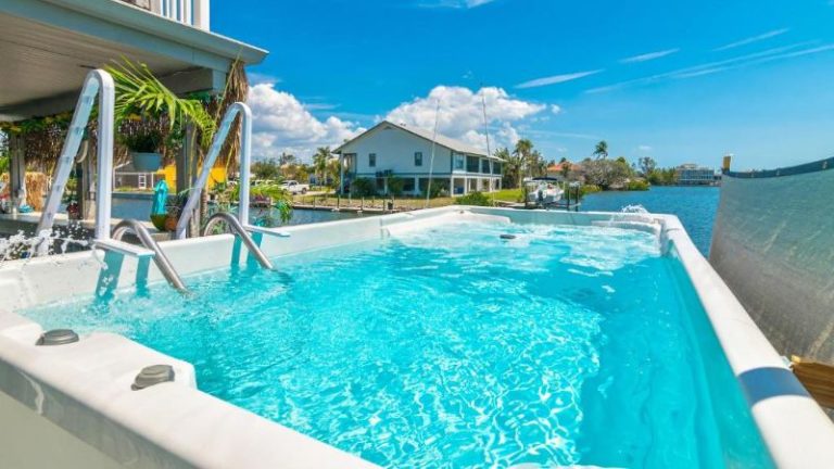 Latitude 26 Waterfront Boutique Resort