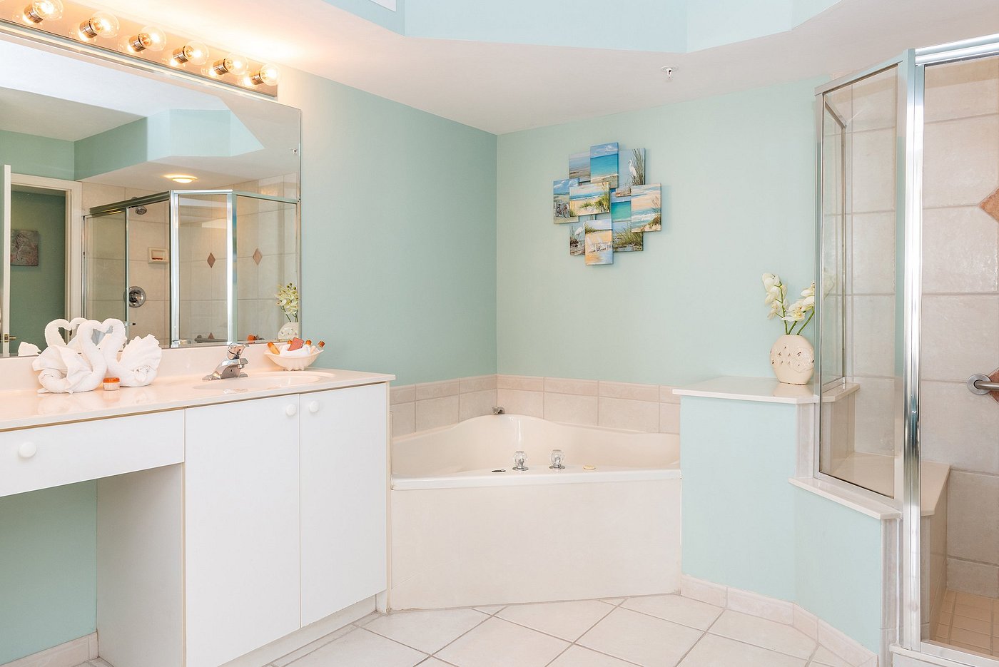 Lover's Key Beach Club