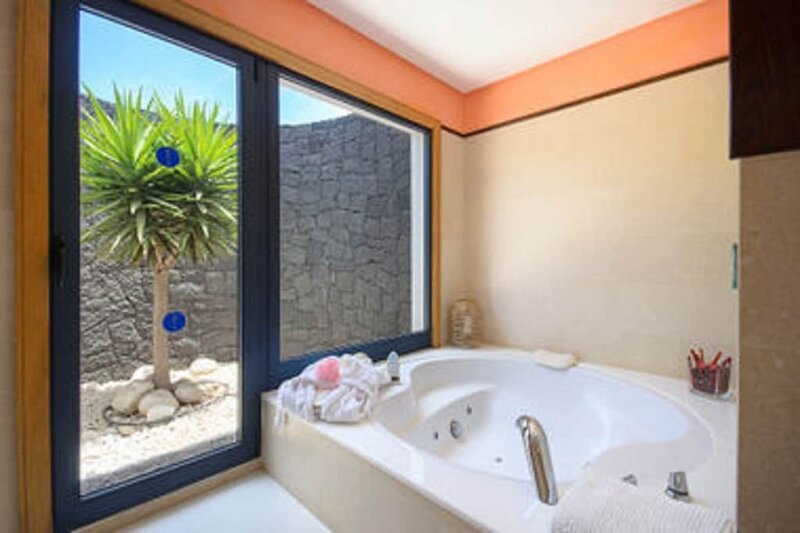 Luxury Villas Mamma Mia, habitación con jacuzzi privado