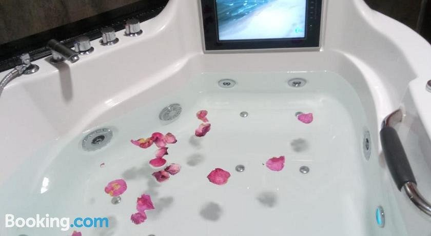Major Zen Apartment, habitación con jacuzzi privado