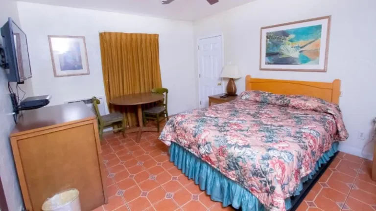 Mission Bell Motel