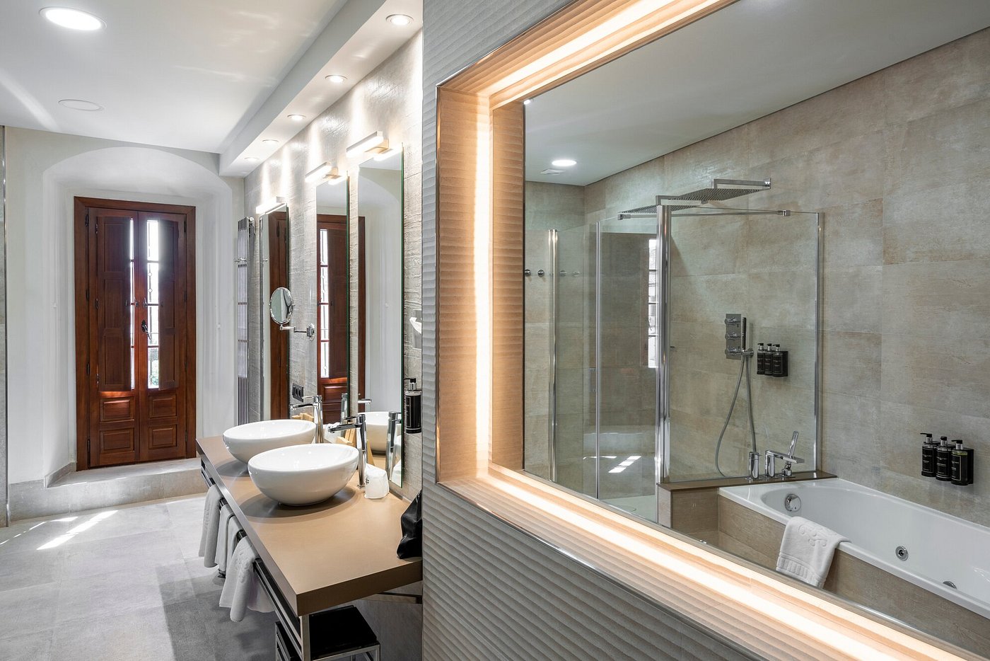 Parador de Plasencia, habitación con jacuzzi privado