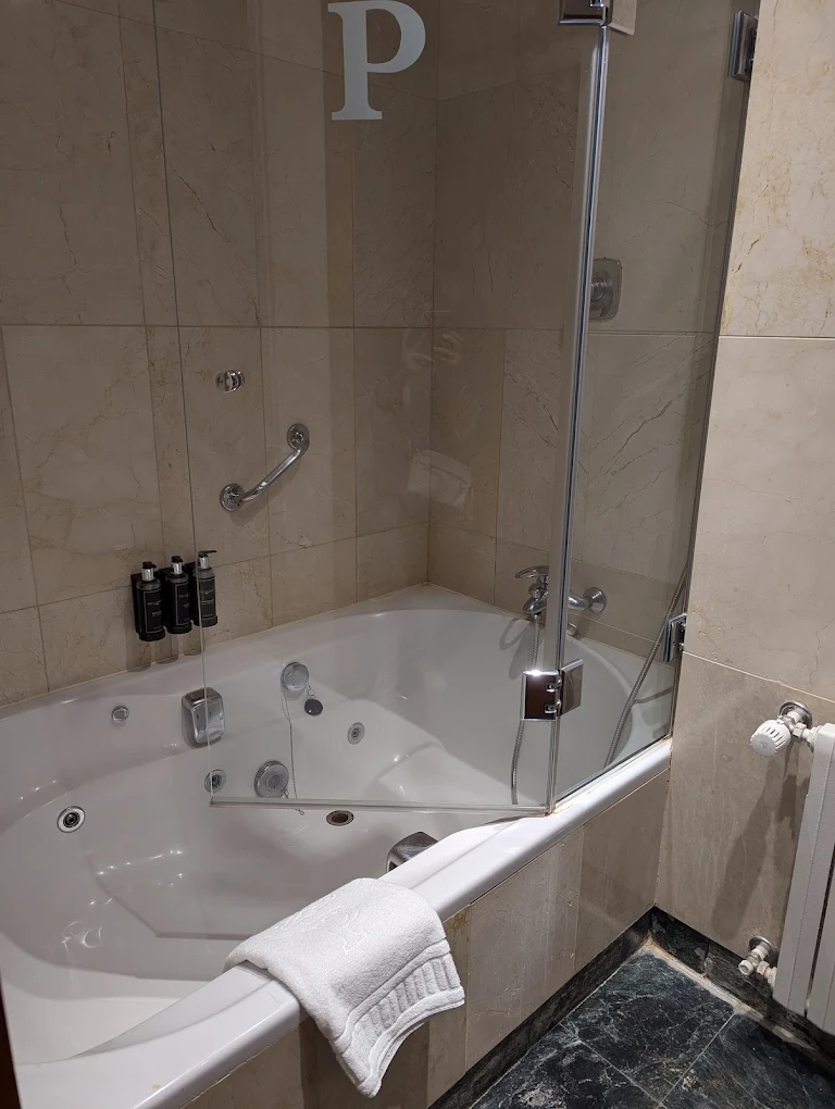 Parador de Ronda, habitación con jacuzzi privado