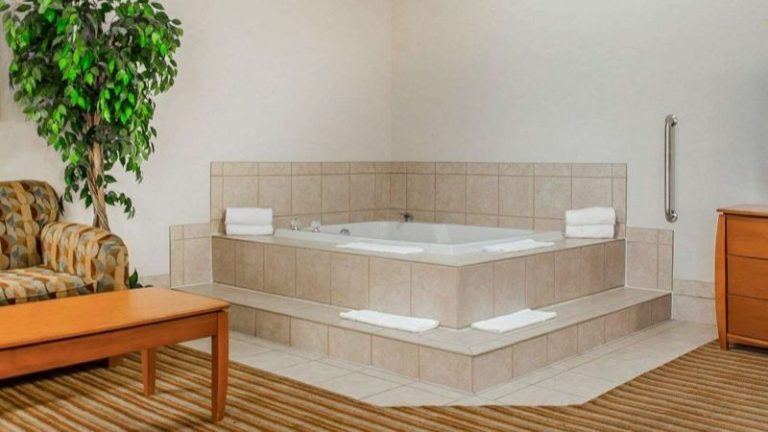 Quality Inn & Suites