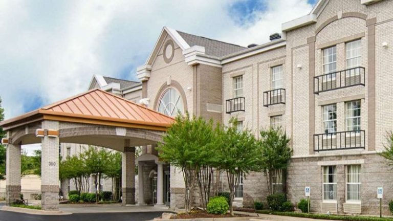 Quality Inn & Suites Little Rock West