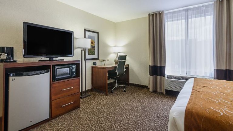 Quality Suites Springdale West I-49