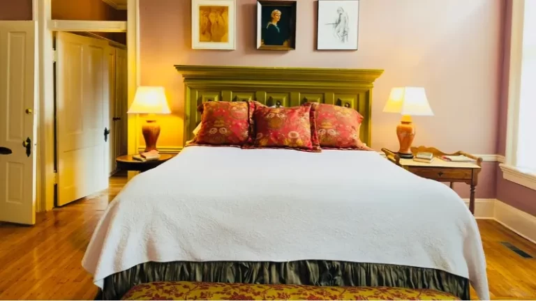 Rothschild – Pound House Inn