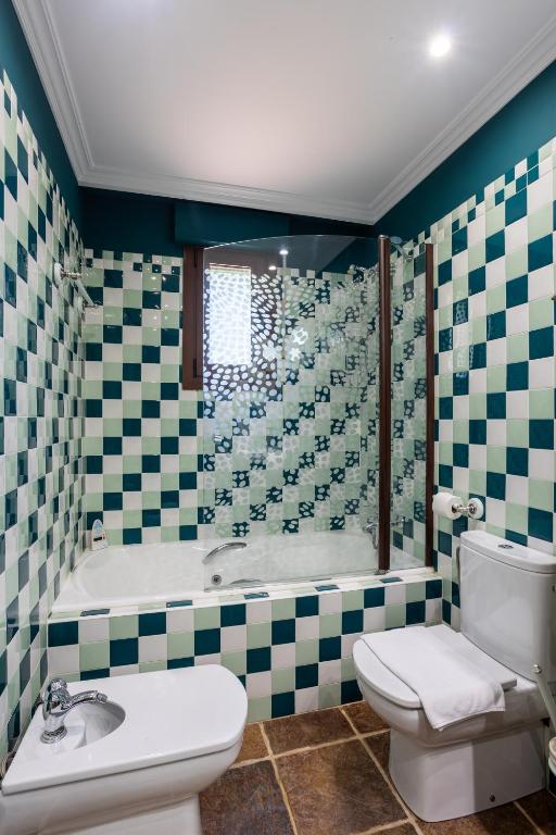 Sarren Villa Pool, habitación con jacuzzi privado