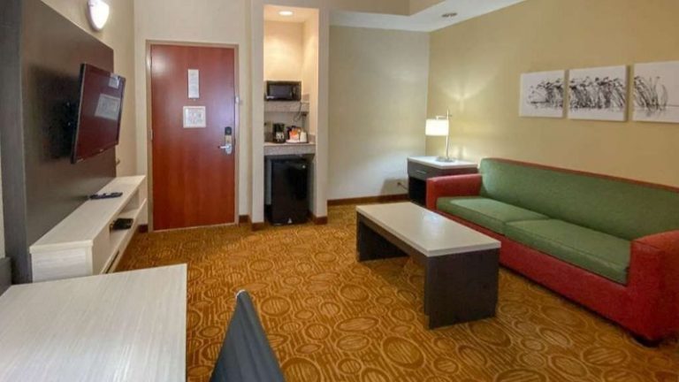 Sleep Inn & Suites Springdale West
