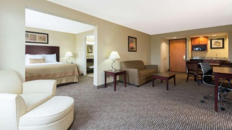 Wingate by Wyndham Dayton – Fairborn