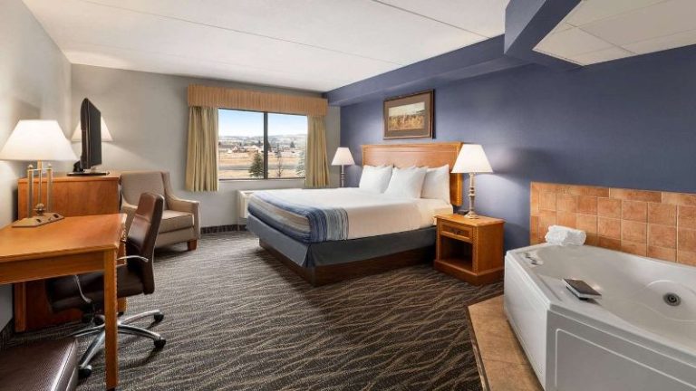 AmericInn by Wyndham Laramie Near University of Wyoming
