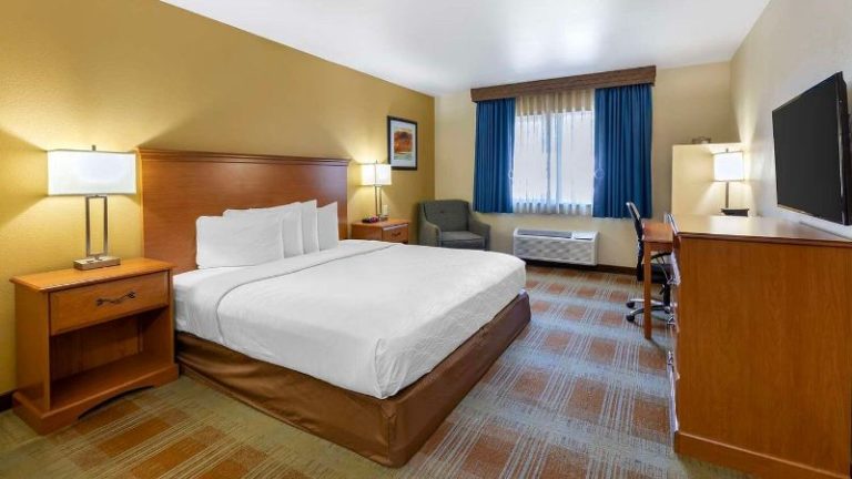 Best Western Kiva Inn