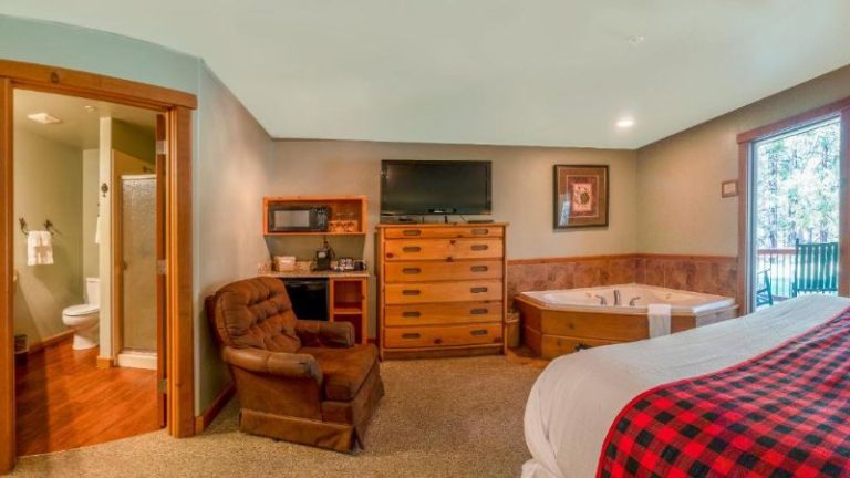 Callahan’s Mountain Lodge