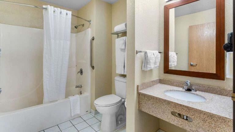 Comfort Inn & Suites Greeley