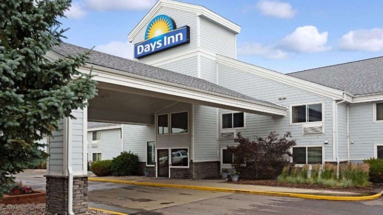 Days Inn by Wyndham Cheyenne