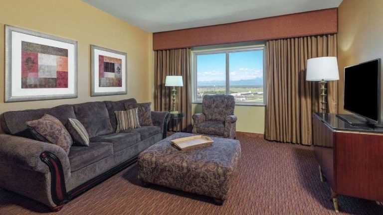 Embassy Suites By Hilton Loveland Conference Center