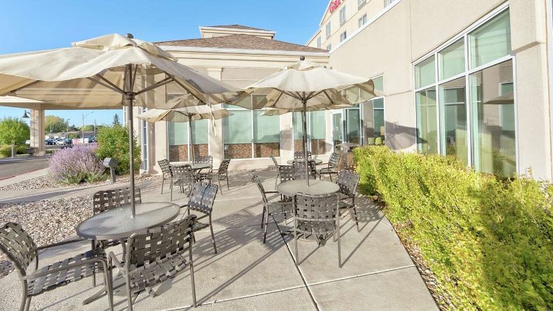 Hilton Garden Inn Laramie, room with private jacuzzi, photo 6