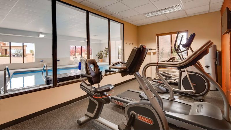Best Western Cheyenne, room with private jacuzzi, photo 8