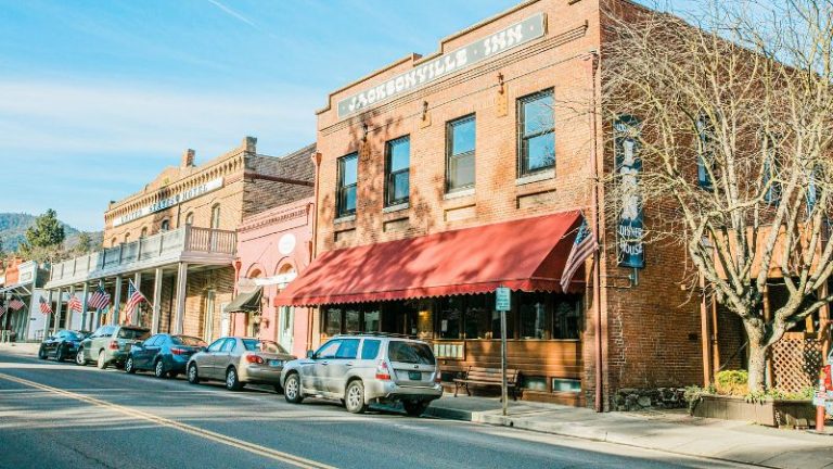 Historic Jacksonville Inn