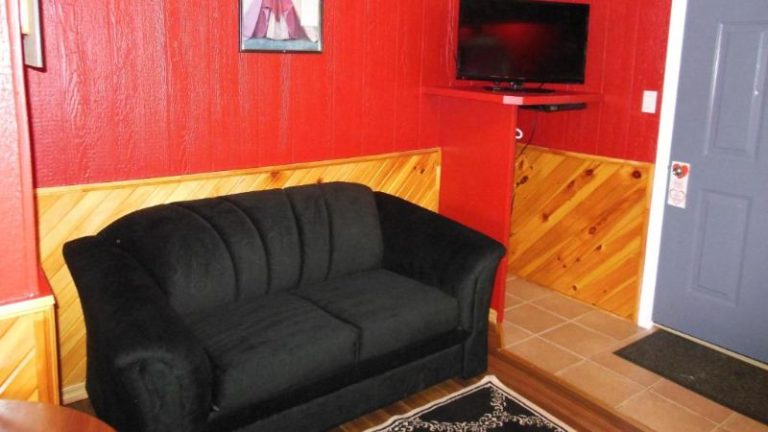 Motor Court Motel