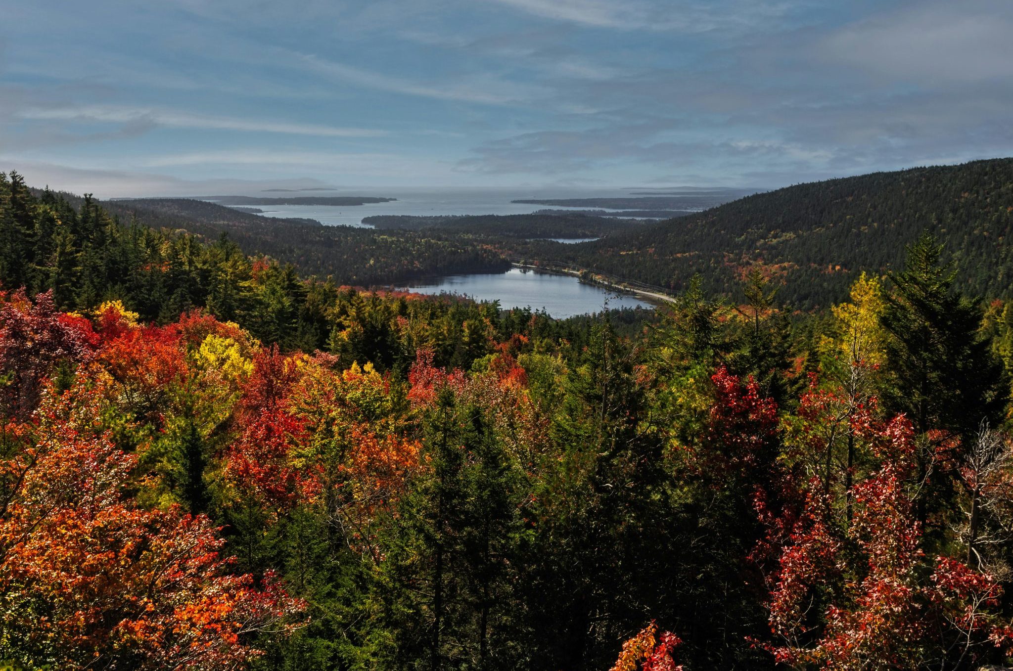 Read more about the article Acadia National Park Fall Foliage Tour: A 48-Hour Guide