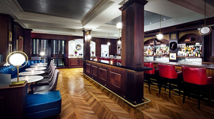 Morrissey’s Lounge & Bistro