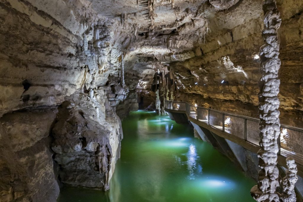 Natural Bridge Caverns