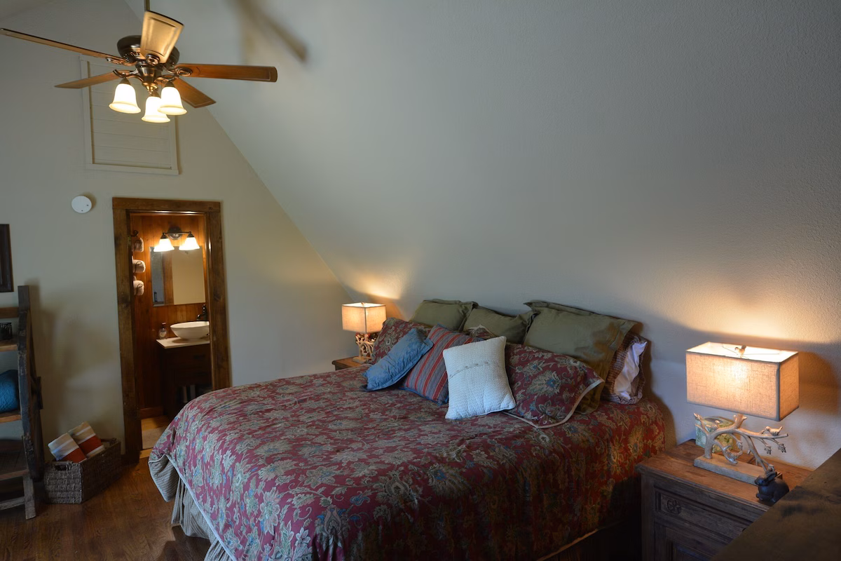 A Country Place, cabin with a private hot tub, photo 5