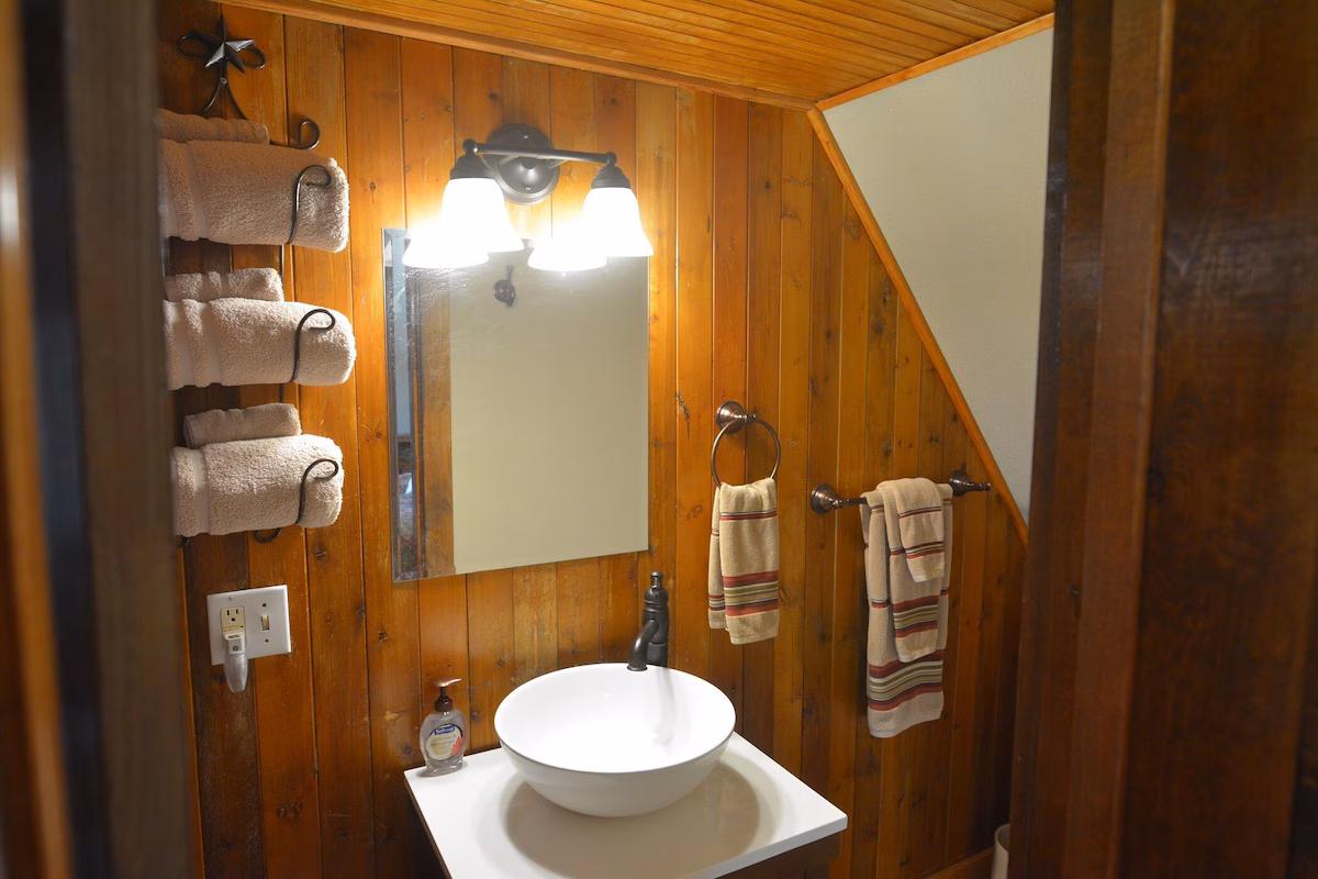A Country Place, cabin with a private hot tub, photo 6