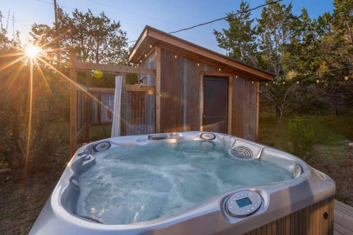 Three Graces cabin, cabin with a private hot tub, photo 1