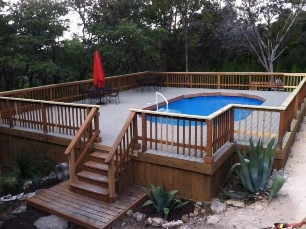 Unique Tilted Treehouse, cabin with a private hot tub, photo 7
