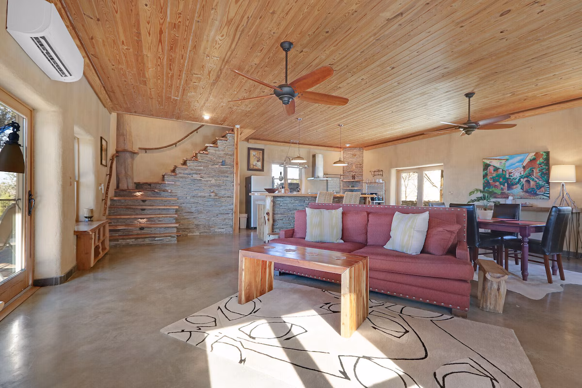 Casa Artista, cabin with a private hot tub, photo 5
