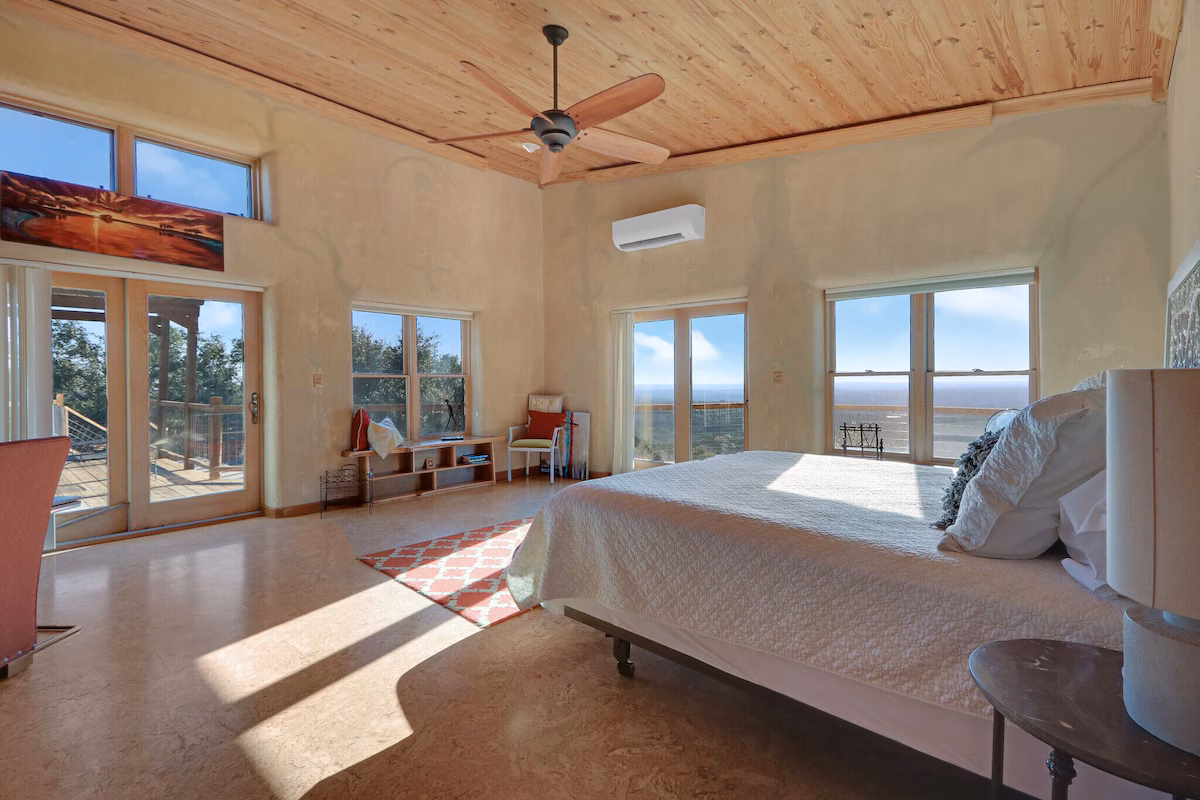 Casa Artista, cabin with a private hot tub, photo 7