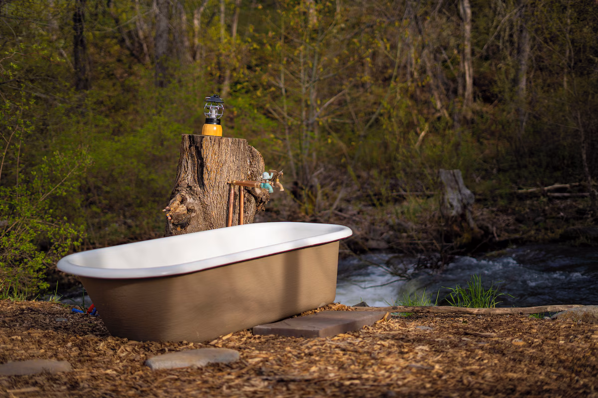 Creekside Glamping Experience-Luxurious Tent, cabin with a private hot tub, photo 1
