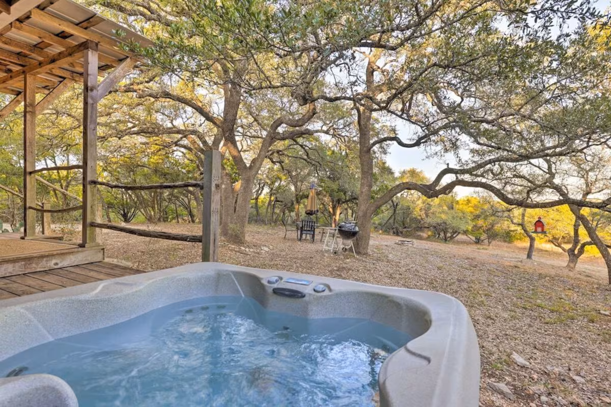 El Sol Private Cabin, cabin with a private hot tub, photo 1