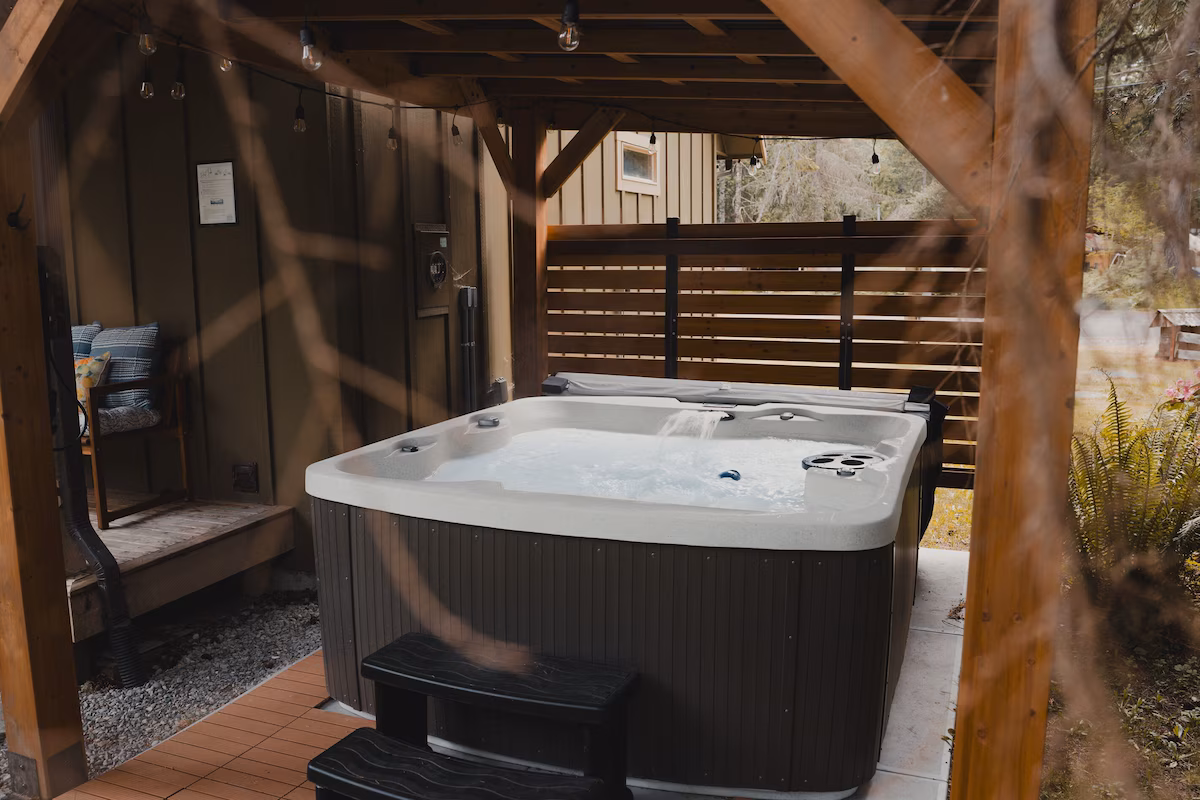 Mountain Vibes w/ HotTub, cabin with a private hot tub, photo 1