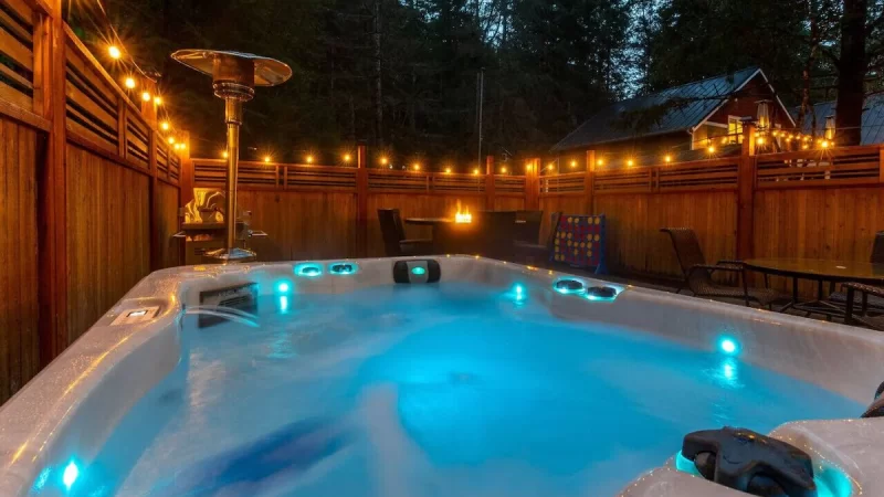 Mt Rainier Cottage, cabin with a private hot tub, photo 1