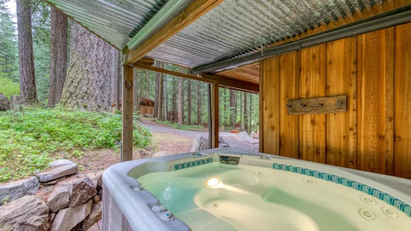 Mt. Hood lodge, cabin with a private hot tub, photo 1