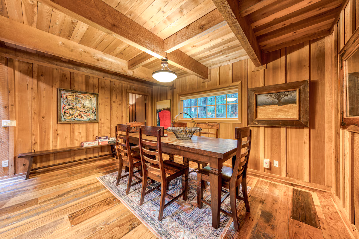 Mt. Hood lodge, cabin with a private hot tub, photo 4
