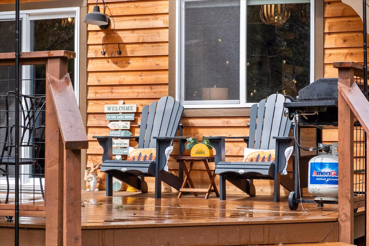 Perch – Waterfront A-Frame 2BR Cabin, cabin with a private hot tub, photo 3